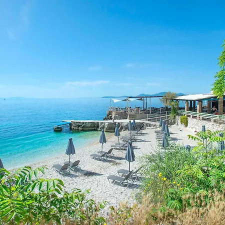 Elena Costa * Nisaki (Corfu)