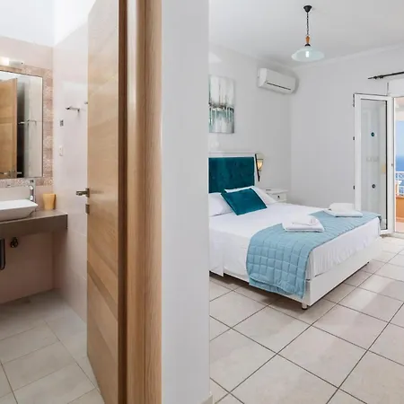 Elena Costa * Nisaki (Corfu)