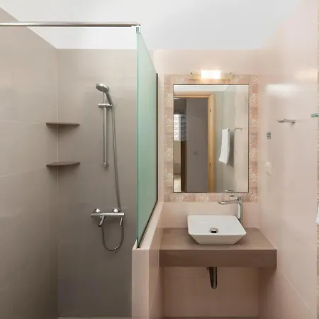 Elena Costa Villa Nisaki (Corfu)