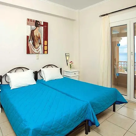 Elena Costa ニサキオン